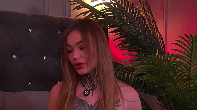 Live Model